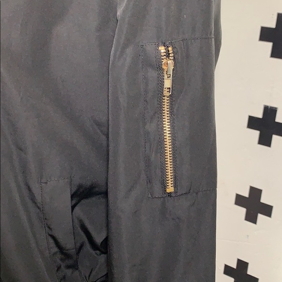 Fashion Nova bomber jacket - Picture 4 of 7